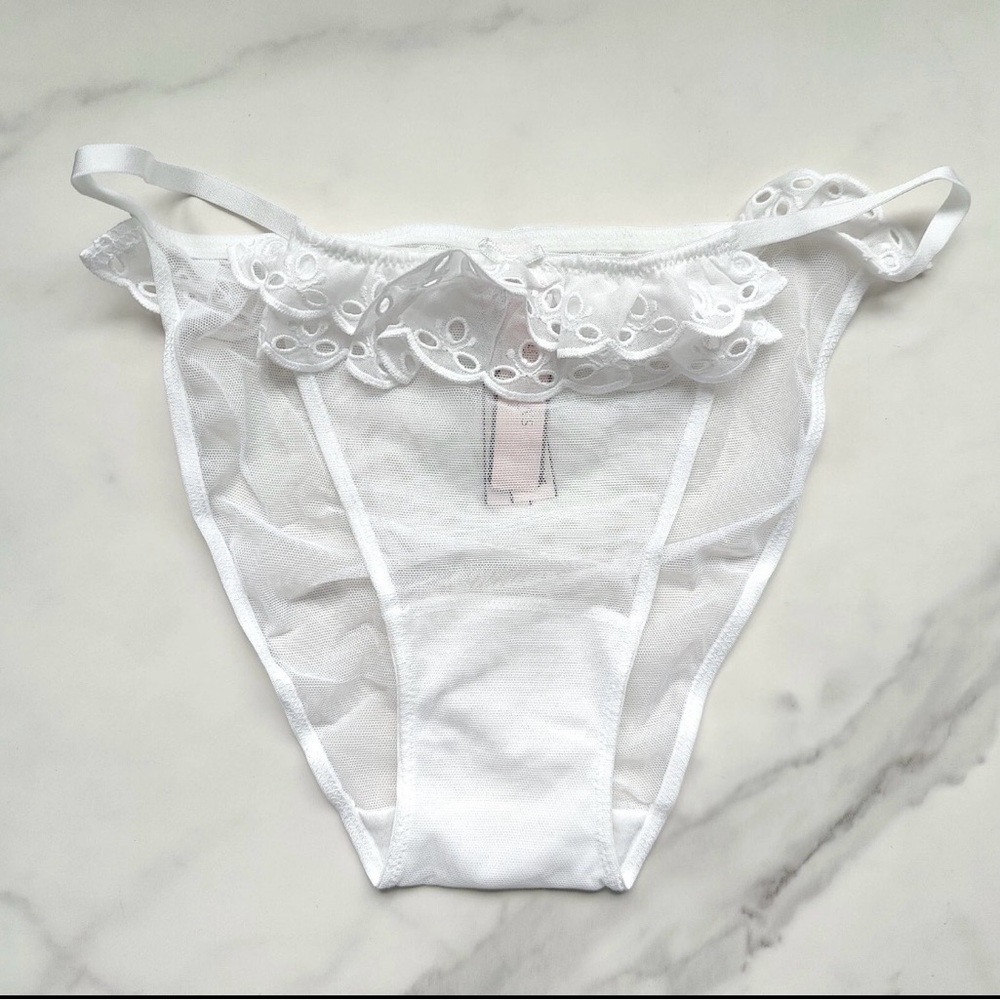 Victoria’s Secret string bikini panties